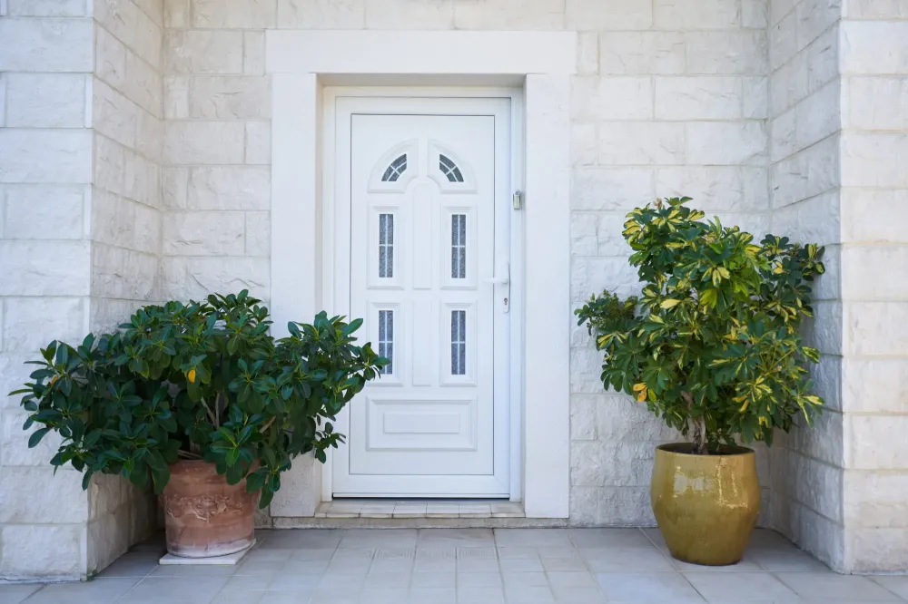 Porte d'entrée Alu à Courthezon